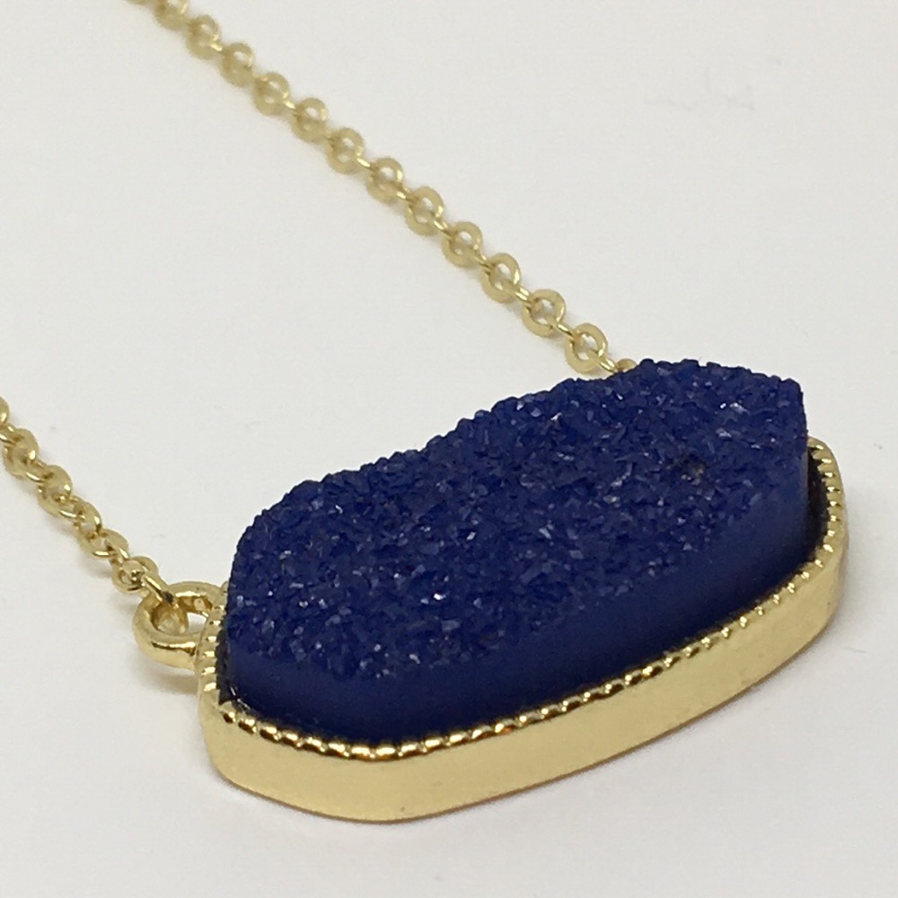 NEW Gold / Druzy  necklace